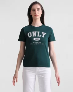 Elevate Your Wardrobe: The Must-Have Tops and T-shirts for Women