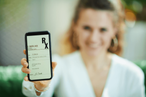 How online prescriptions connect patients with specialist medication experts?