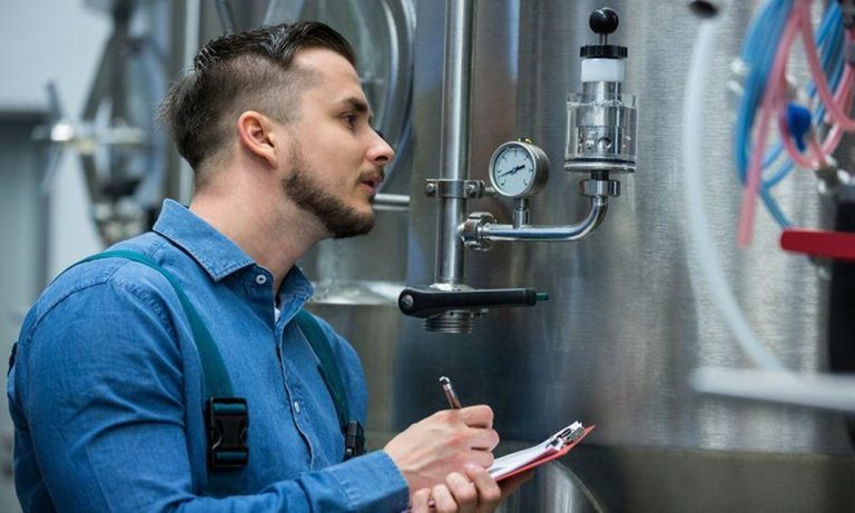 4 Signs Your Office Needs Professional Water Dispenser Maintenance Services